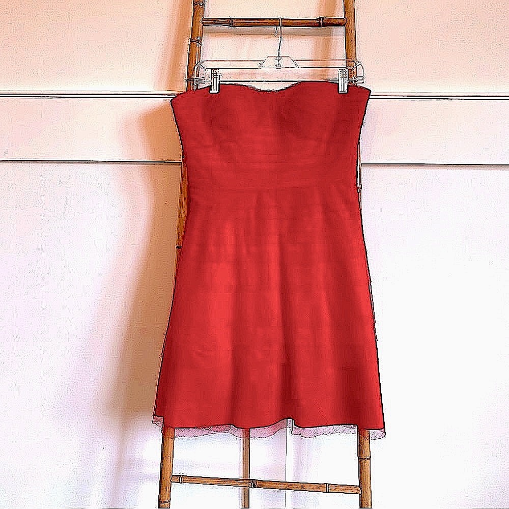 Red gauze Adrianna Papell Strapless Mini Dress size 8 Semi formal  Homecoming